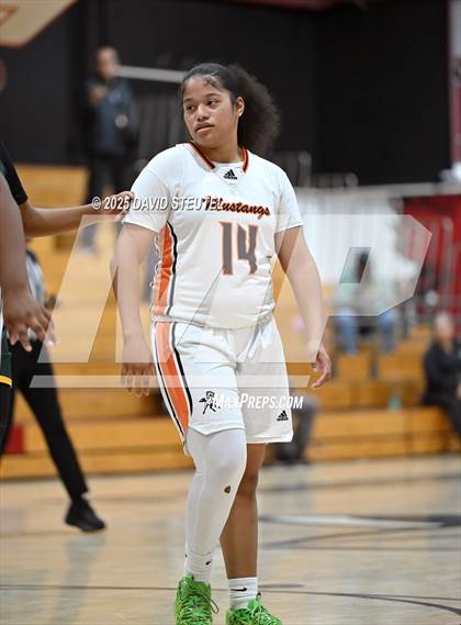 Thumbnail 2 in Franklin vs. Foothill (916 vs. 209 Challenge) photogallery.