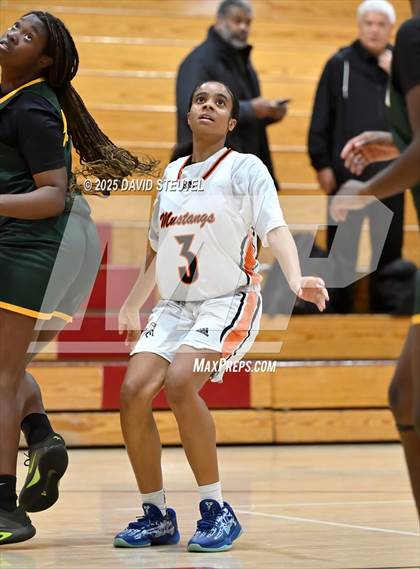 Thumbnail 3 in Franklin vs. Foothill (916 vs. 209 Challenge) photogallery.