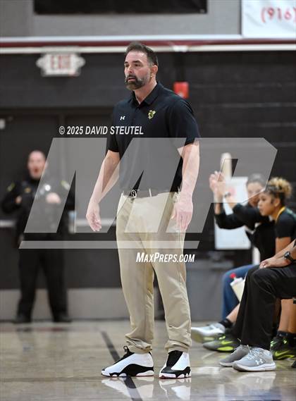 Thumbnail 2 in Franklin vs. Foothill (916 vs. 209 Challenge) photogallery.