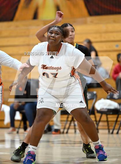 Thumbnail 1 in Franklin vs. Foothill (916 vs. 209 Challenge) photogallery.