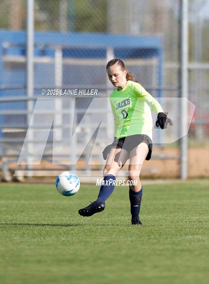 Thumbnail 1 in JV: Moorhead @ Bemidji photogallery.