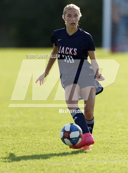 Thumbnail 1 in JV: Moorhead @ Bemidji photogallery.
