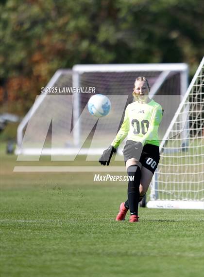 Thumbnail 1 in JV: Moorhead @ Bemidji photogallery.