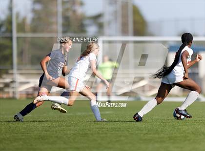 Thumbnail 1 in JV: Moorhead @ Bemidji photogallery.
