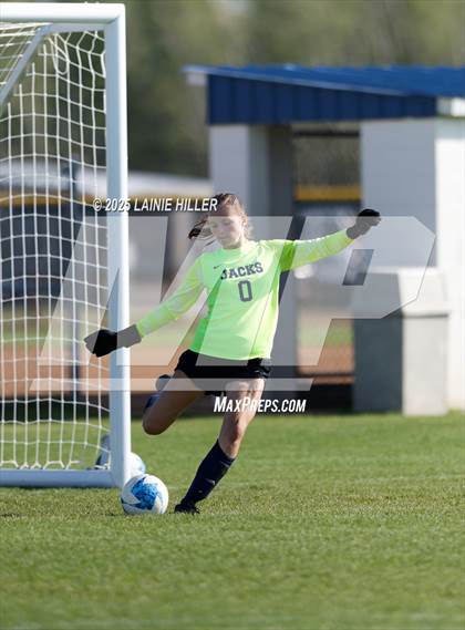 Thumbnail 1 in JV: Moorhead @ Bemidji photogallery.