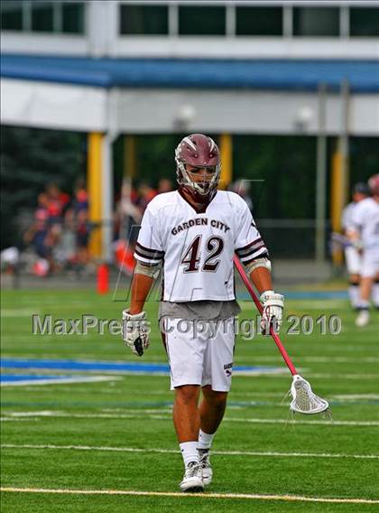 Thumbnail 1 in Niskayuna vs. Garden City (NYSPHSAA Class B Semifinal) photogallery.
