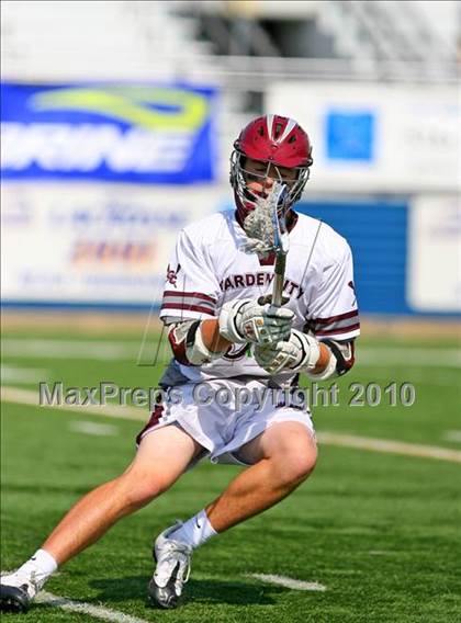 Thumbnail 1 in Niskayuna vs. Garden City (NYSPHSAA Class B Semifinal) photogallery.