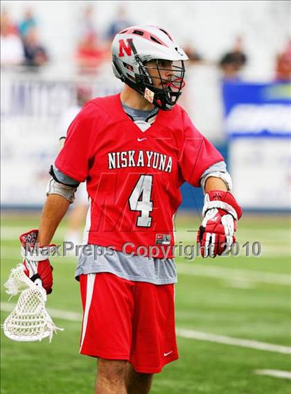 Thumbnail 1 in Niskayuna vs. Garden City (NYSPHSAA Class B Semifinal) photogallery.