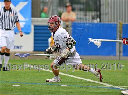 Thumbnail 2 in Niskayuna vs. Garden City (NYSPHSAA Class B Semifinal) photogallery.