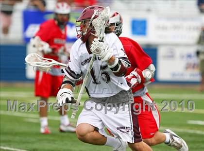Thumbnail 1 in Niskayuna vs. Garden City (NYSPHSAA Class B Semifinal) photogallery.