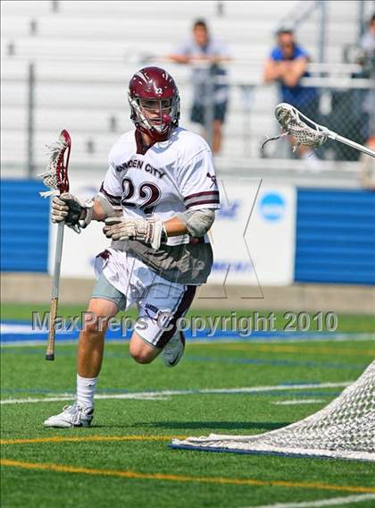 Thumbnail 2 in Niskayuna vs. Garden City (NYSPHSAA Class B Semifinal) photogallery.