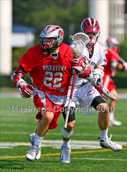 Thumbnail 3 in Niskayuna vs. Garden City (NYSPHSAA Class B Semifinal) photogallery.