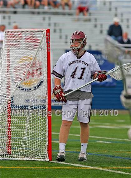 Thumbnail 1 in Niskayuna vs. Garden City (NYSPHSAA Class B Semifinal) photogallery.