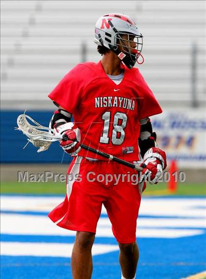 Thumbnail 3 in Niskayuna vs. Garden City (NYSPHSAA Class B Semifinal) photogallery.