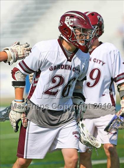 Thumbnail 2 in Niskayuna vs. Garden City (NYSPHSAA Class B Semifinal) photogallery.