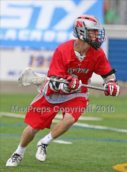 Thumbnail 1 in Niskayuna vs. Garden City (NYSPHSAA Class B Semifinal) photogallery.