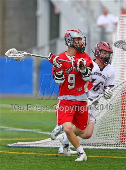 Thumbnail 2 in Niskayuna vs. Garden City (NYSPHSAA Class B Semifinal) photogallery.