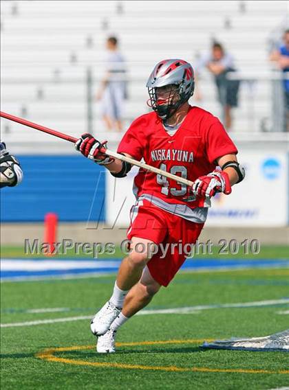 Thumbnail 2 in Niskayuna vs. Garden City (NYSPHSAA Class B Semifinal) photogallery.