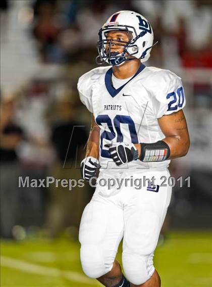 Thumbnail 2 in Bob Jones @ North Gwinnett (Progressive Football Challenge) photogallery.