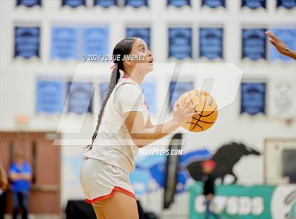 Thumbnail 3 in Cathedral Catholic vs. Grossmont (CIF-SDS Division 1 Final) photogallery.