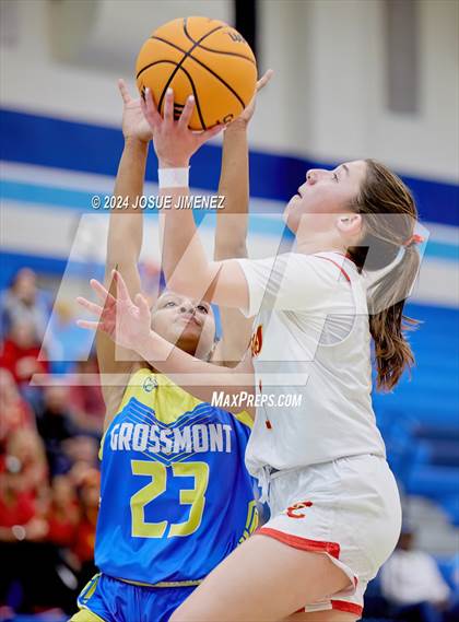 Thumbnail 1 in Cathedral Catholic vs. Grossmont (CIF-SDS Division 1 Final) photogallery.