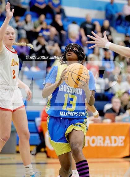Thumbnail 3 in Cathedral Catholic vs. Grossmont (CIF-SDS Division 1 Final) photogallery.