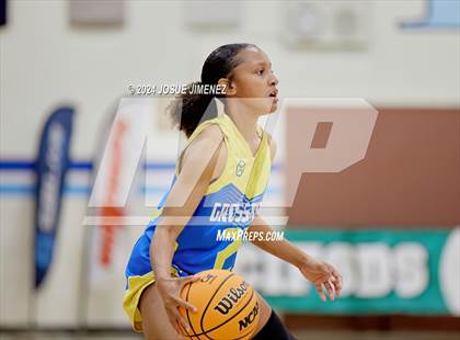 Thumbnail 1 in Cathedral Catholic vs. Grossmont (CIF-SDS Division 1 Final) photogallery.