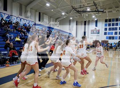 Thumbnail 3 in Cathedral Catholic vs. Grossmont (CIF-SDS Division 1 Final) photogallery.