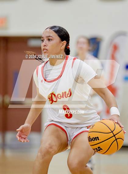 Thumbnail 2 in Cathedral Catholic vs. Grossmont (CIF-SDS Division 1 Final) photogallery.