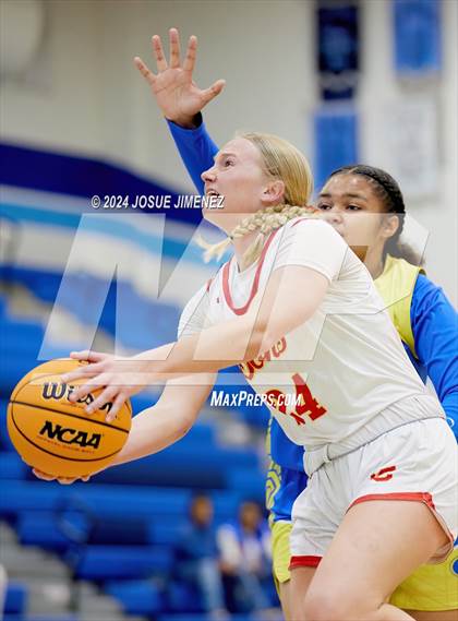 Thumbnail 1 in Cathedral Catholic vs. Grossmont (CIF-SDS Division 1 Final) photogallery.