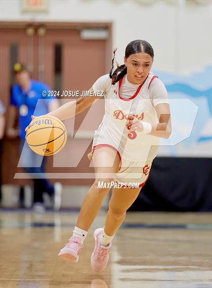 Thumbnail 1 in Cathedral Catholic vs. Grossmont (CIF-SDS Division 1 Final) photogallery.