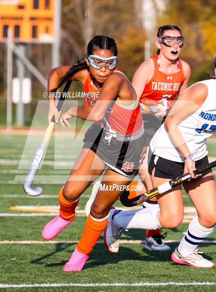 Thumbnail 3 in Rondout Valley vs. Taconic Hills (Section 9 Class C Final) photogallery.