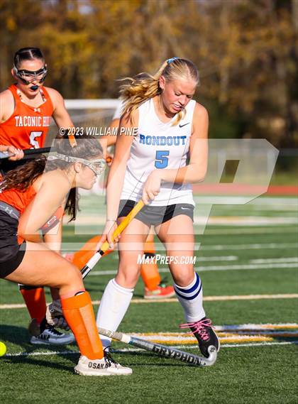 Thumbnail 3 in Rondout Valley vs. Taconic Hills (Section 9 Class C Final) photogallery.