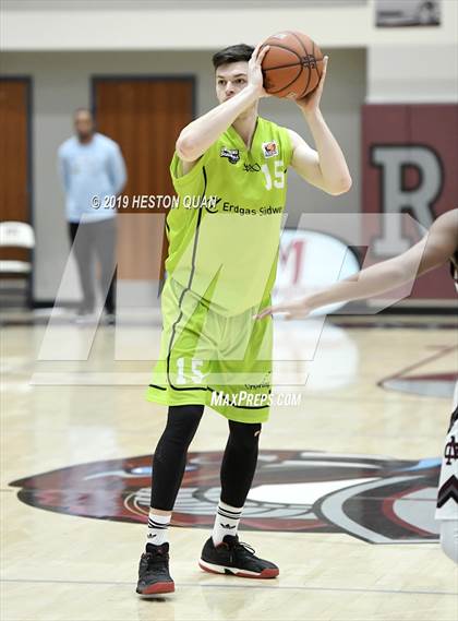 Thumbnail 2 in Cimarron-Memorial vs. Urspring -Germany (Rancho Mirage Holiday Invitational) photogallery.