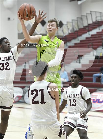 Thumbnail 1 in Cimarron-Memorial vs. Urspring -Germany (Rancho Mirage Holiday Invitational) photogallery.