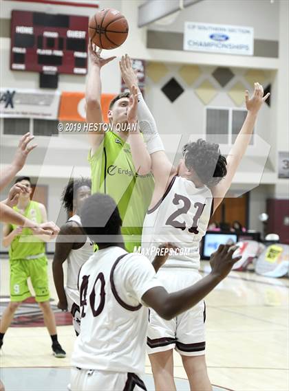 Thumbnail 2 in Cimarron-Memorial vs. Urspring -Germany (Rancho Mirage Holiday Invitational) photogallery.