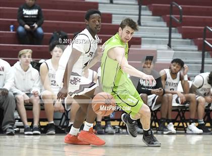 Thumbnail 2 in Cimarron-Memorial vs. Urspring -Germany (Rancho Mirage Holiday Invitational) photogallery.