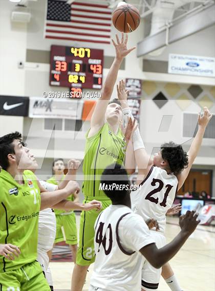 Thumbnail 3 in Cimarron-Memorial vs. Urspring -Germany (Rancho Mirage Holiday Invitational) photogallery.
