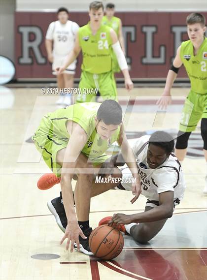 Thumbnail 2 in Cimarron-Memorial vs. Urspring -Germany (Rancho Mirage Holiday Invitational) photogallery.