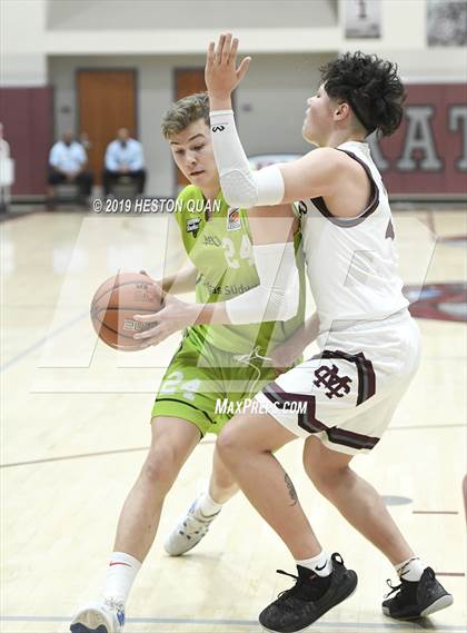 Thumbnail 3 in Cimarron-Memorial vs. Urspring -Germany (Rancho Mirage Holiday Invitational) photogallery.