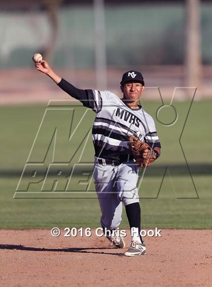 Thumbnail 1 in Mountain View vs. Rio Rico (Lancer Baseball Classic) photogallery.
