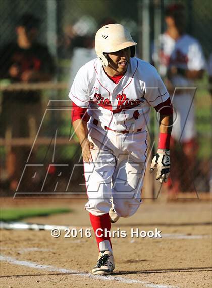 Thumbnail 3 in Mountain View vs. Rio Rico (Lancer Baseball Classic) photogallery.