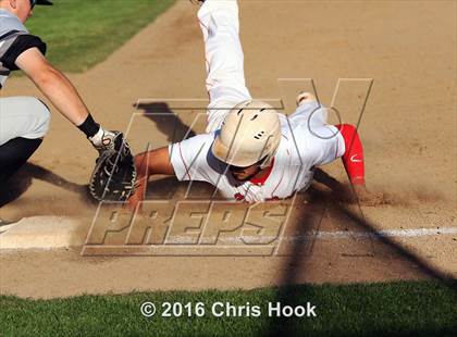 Thumbnail 3 in Mountain View vs. Rio Rico (Lancer Baseball Classic) photogallery.