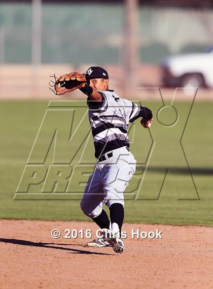Thumbnail 3 in Mountain View vs. Rio Rico (Lancer Baseball Classic) photogallery.