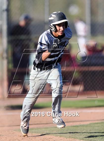 Thumbnail 1 in Mountain View vs. Rio Rico (Lancer Baseball Classic) photogallery.