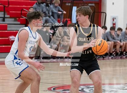 Thumbnail 3 in Ellwood City vs. Quaker Valley photogallery.