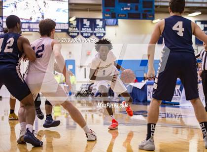 Thumbnail 3 in Koinonia Academy vs. Our Savior New American (Metro Classic) photogallery.