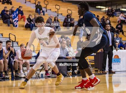 Thumbnail 3 in Koinonia Academy vs. Our Savior New American (Metro Classic) photogallery.