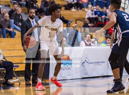 Thumbnail 3 in Koinonia Academy vs. Our Savior New American (Metro Classic) photogallery.