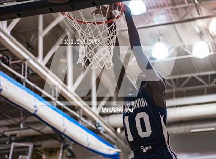 Thumbnail 3 in Koinonia Academy vs. Our Savior New American (Metro Classic) photogallery.